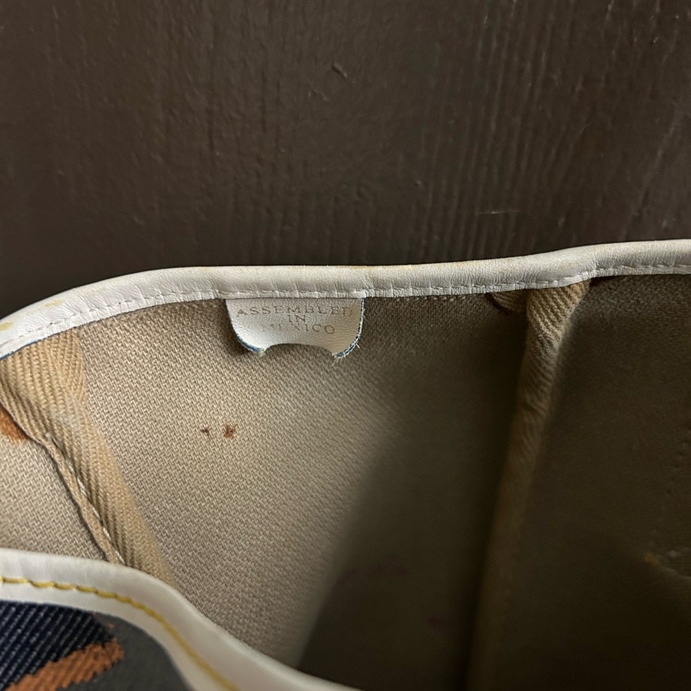 Dooney & Bourke Denim-Like Canvas Tote Bag w/ Paint Splat/Graffiti Pattern - Picture 12 of 16